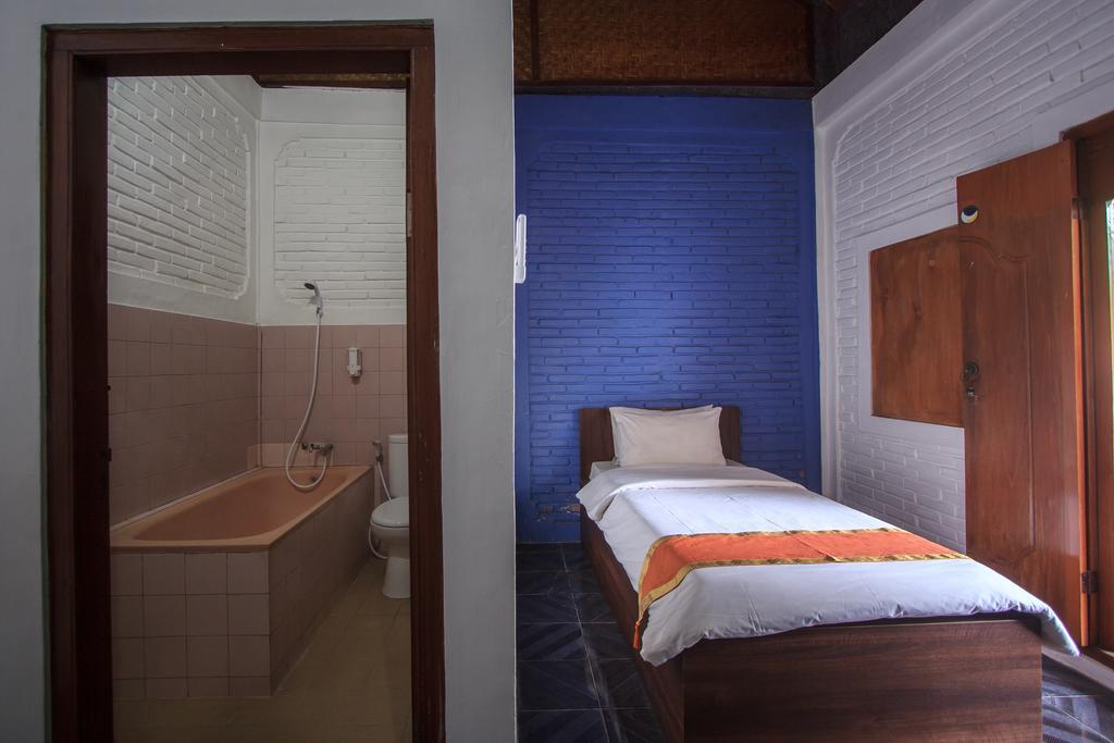 Rabasta Kuta Beach Inn Экстерьер фото